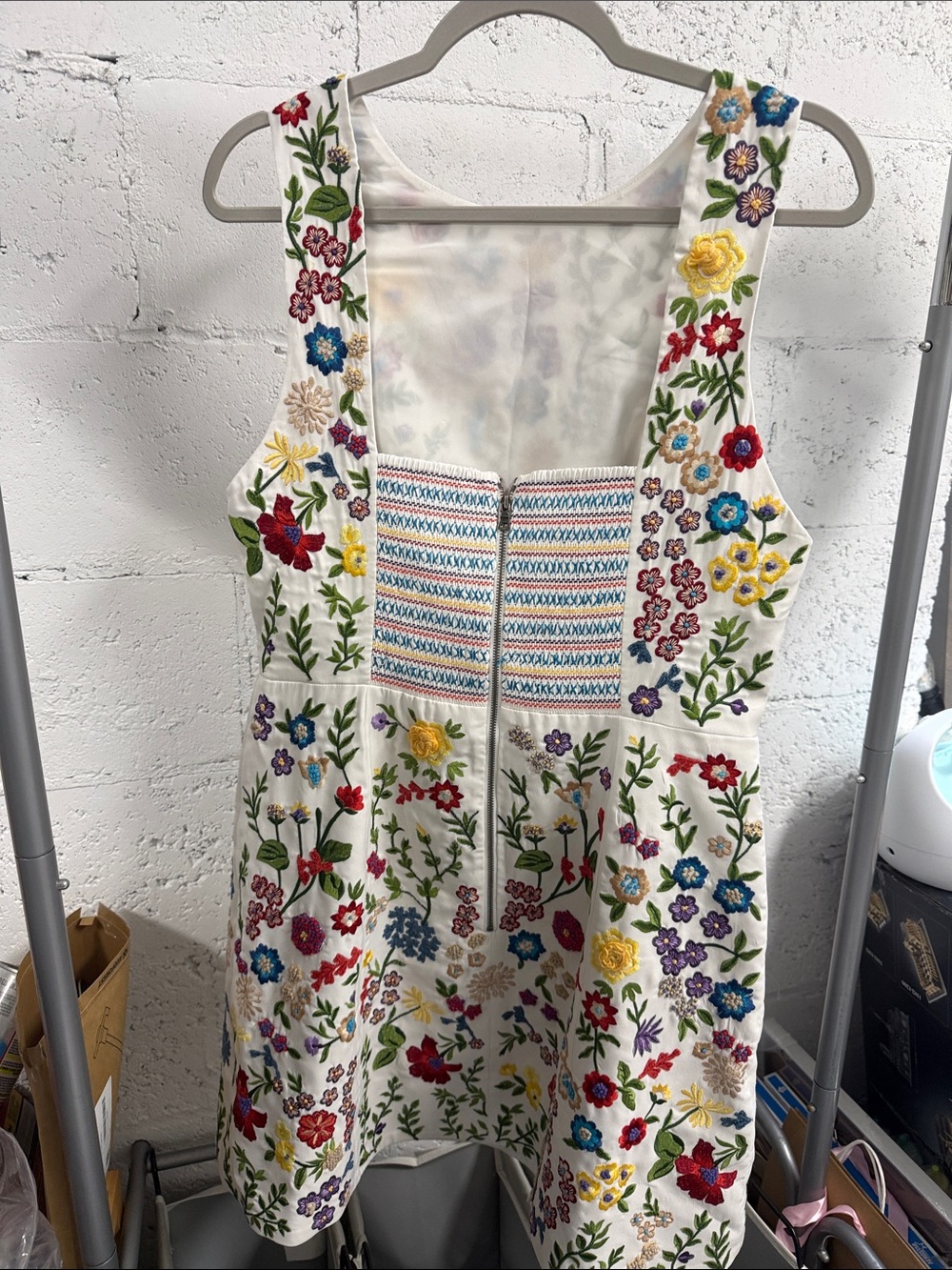Alice & Olivia Lindsey Floral Embroidered Structured Mini Dress Size 14 - Picture 2 of 5